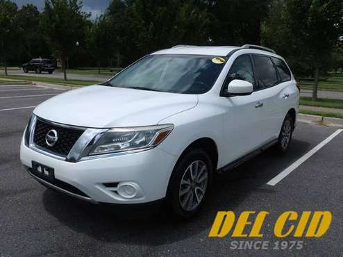 Nissan Pathfinder SV !!! Backup Camera, 3rd Row Seating !! 😎 - cars... for sale in New Orleans, LA