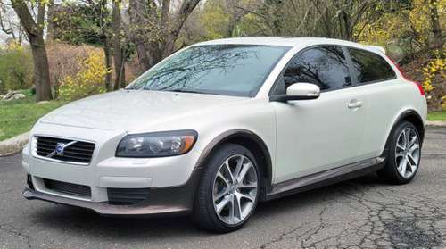 2008 Volvo C30 T5 You Didnt Expect This! - - by dealer for sale in Harrison, NY