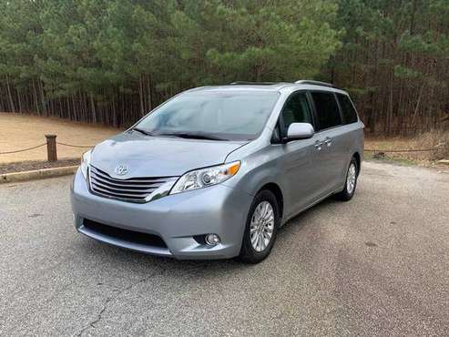 2017 TOYOTA SIENA XLE - cars & trucks - by owner - vehicle... for sale in Azusa, CA