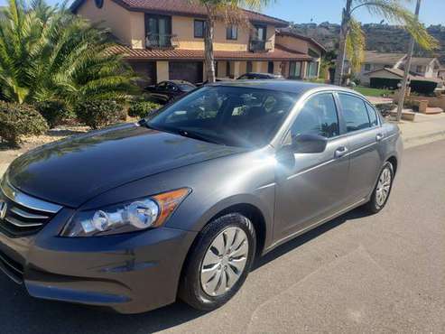 Beautiful one owner 2012 Honda Accord 4cyl Only 71k mi Smoged... for sale in Spring Valley, CA