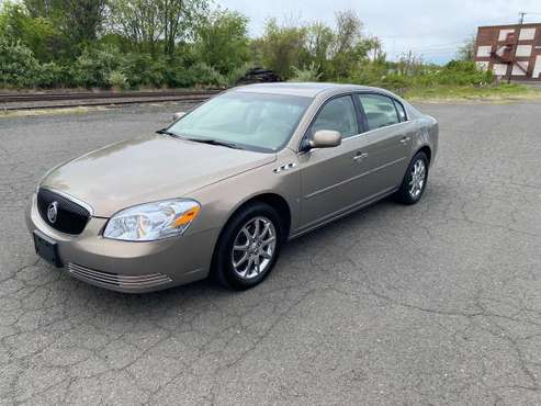 Buick Lucerne 2006 CXL ONE OWNER RUNS PERFECT - - by for sale in New Britain, CT