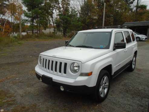 2012 jeep patriot extra clean - cars & trucks - by dealer - vehicle... for sale in douglas, MA