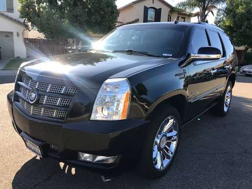 2012 CADILLAC ESCALADE LUXURY EDITION--78,000 MILES--CLEAN TITLE!! for sale in Modesto, CA