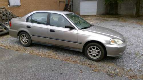 $1500 -2500 Cash cars - about 20 to choose from !!! - cars & trucks... for sale in Hickory, NC
