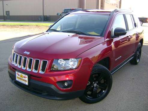 2016 JEEP COMPASS SPORT 4X4 for sale in Dubuque, IA