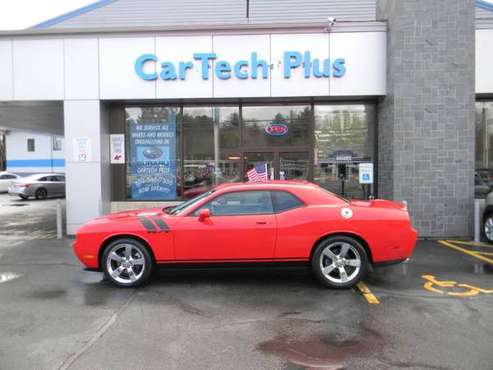 2009 Dodge Challenger RT 5 7L V8 HEMI POWERED WITH 6-SPEED MANUAL for sale in Plaistow, MA