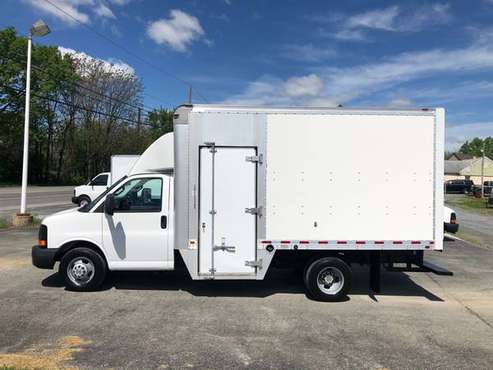2016 Chevrolet Express Cutaway 3500 14 Box Van - - by for sale in Lancaster, PA