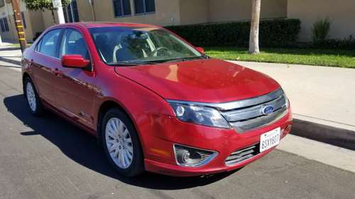 2011 Ford Fusion Hybrid - cars & trucks - by owner - vehicle... for sale in North Hollywood, CA