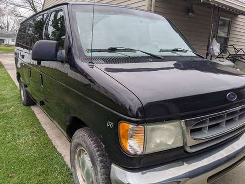 2002 Ford Econoline Club Wagon * Great Family Van or Work Van! -... for sale in Southgate, MI