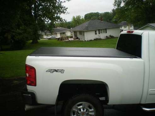 New Truxedo Lo Pro QT Tonneau Covers - cars & trucks - by owner -... for sale in Gratiot, IA
