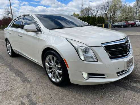 2013 Cadillac XTS luxury Limited , 3 6L for sale in Columbus, OH