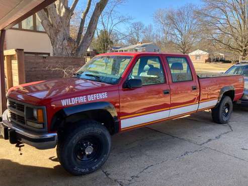 1997 Chevy crew cab K3500 for sale in Saint Louis, MO