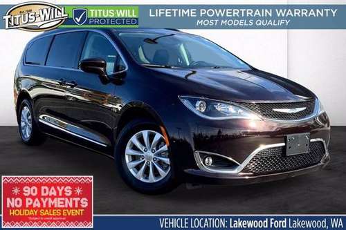 2017 Chrysler Pacifica Touring-L Minivan, Passenger - cars & trucks... for sale in Lakewood, WA