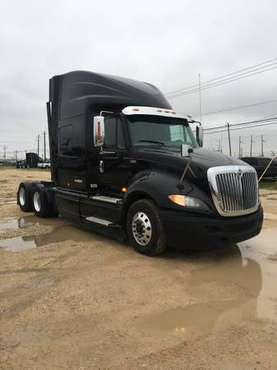 2012 International Prostar Eagle semi trucks sleeper cabs camiones for sale in Lubbock, TX