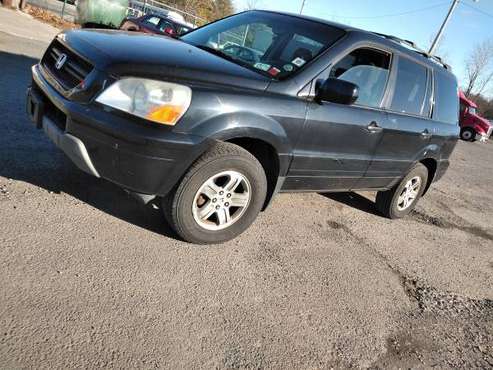 04 black Honda pilot awd, seats 7 - cars & trucks - by dealer -... for sale in Vails Gate, NY