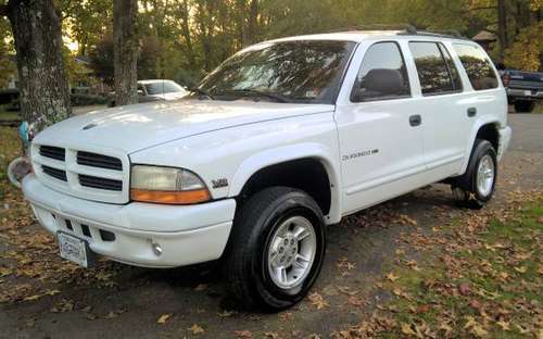 Reduced! 2000 Dodge Durango SLT 4x4 5.9L nice - cars & trucks - by... for sale in Fredericksburg, VA