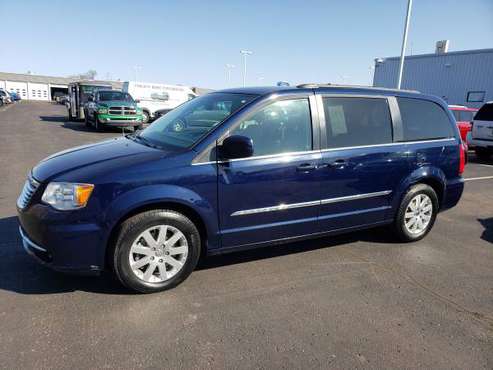 2015 Chrysler Town Country Touring - - by dealer for sale in Kalamazoo, MI