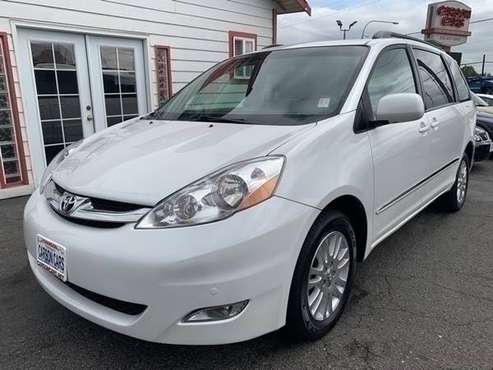 2008 Toyota Sienna In-House Financing for Out-House Credit! for sale in Lynnwood, WA