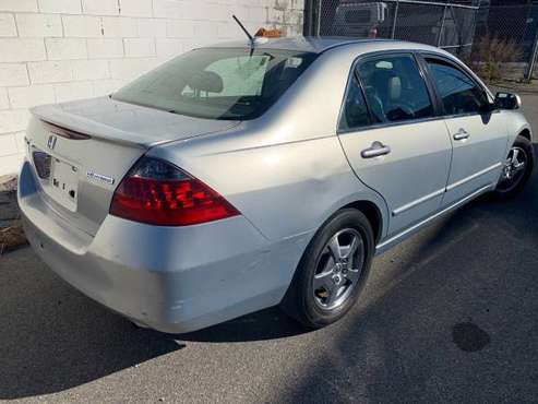 2007 Honda Accord...Hybrid...Leather / Sunroof for sale in Lowell, MA