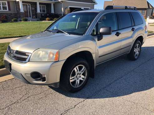 2006 Mitsubishi Endeavor (OBO) - cars & trucks - by owner - vehicle... for sale in Crown Point, IL