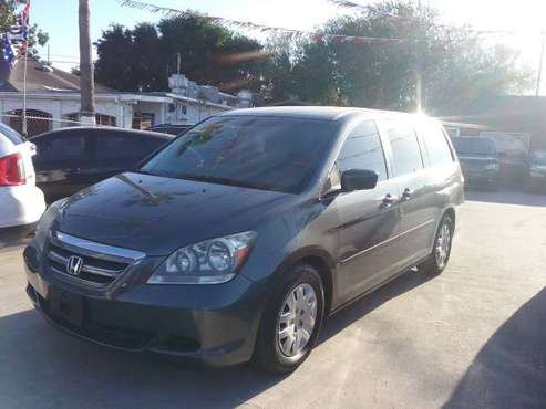 2007 Honda Odyssey - cars & trucks - by owner - vehicle automotive... for sale in Port Isabel, TX