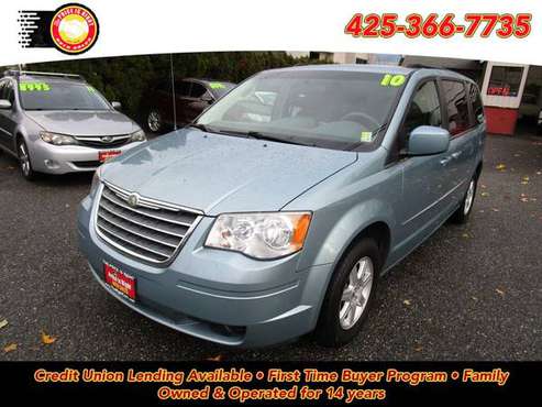 Low Mileage 2010 Chrysler Town and Country Touring Clean Carfax! -... for sale in Lynnwood, WA