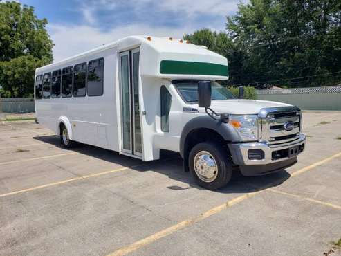"VERY LOW MILES 2012 Ford F-550 Shuttle/Party/Limo/Church Bus - cars... for sale in Oak Grove, SD