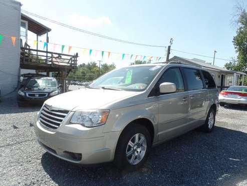 2008 Chrysler Town & Country Touring Mini Van for sale in New Cumberland, PA