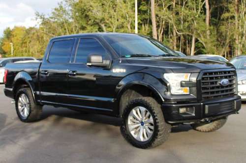 2015 *Ford* *F-150* *4WD SuperCab 145 XLT* Tuxedo Bl - cars & trucks... for sale in Gainesville, FL