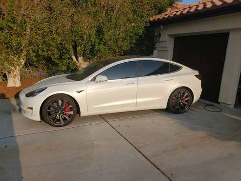 Tesla Model 3 - cars & trucks - by owner - vehicle automotive sale for sale in La Quinta, CA