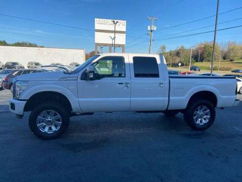 2014 FORD F250--PLATINUM--4WD--CREW CAB--88K MILES--WHITE - cars &... for sale in Lenoir, TN