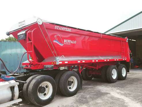 2016 Stampede Buffalo Dump Trailer. for sale in Chicago, IL