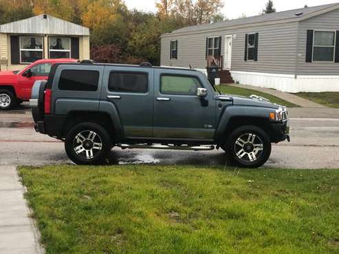 H3 hummer - cars & trucks - by owner - vehicle automotive sale for sale in Sault Sainte Marie, MI