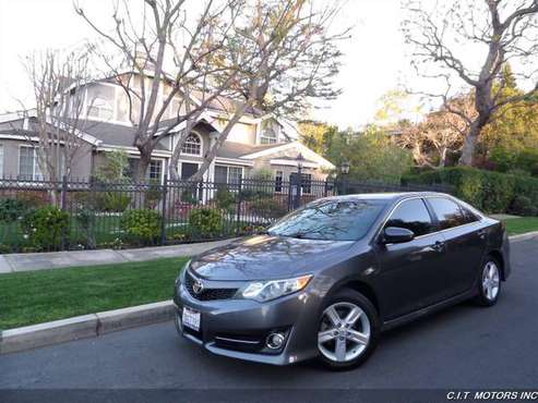 2013 Toyota Camry SE - - by dealer - vehicle for sale in Sherman Oaks, CA