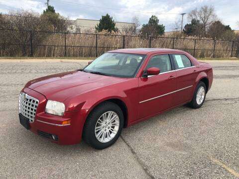 2008 chrysler 300 - cars & trucks - by owner - vehicle automotive sale for sale in Mount Clemens, MI