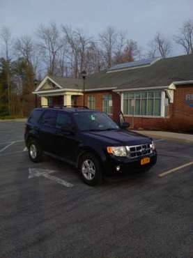 2012 FORD ESCAPE XLT 4 CYLINDER - cars & trucks - by owner - vehicle... for sale in Wappingers Falls, NY