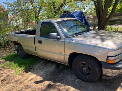 2001 Chevy Silverado for sale in Cleveland, OH