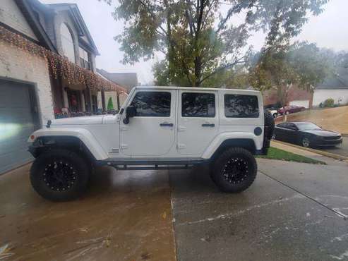 2014 jeep wrangler Sahara 4x4 - cars & trucks - by owner - vehicle... for sale in Canton, GA