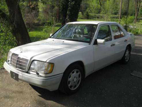 Mercedes 1995 e300 Diesel White for sale in Warrenton, District Of Columbia
