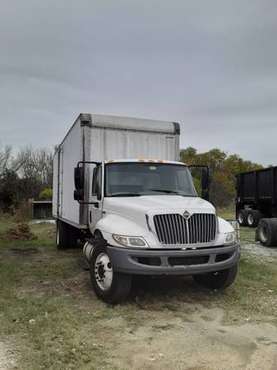 International Box Truck - cars & trucks - by owner - vehicle... for sale in Fort Worth, TX