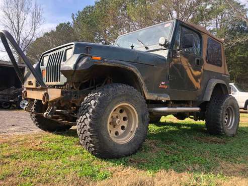 (TRADE)1993 Jeep Wrangler 4.0 High Output - cars & trucks - by owner... for sale in Christiana, TN