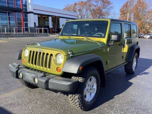 Nice! 2007 Jeep Wrangler Rubicon! 4x4! Clean Carfax! - cars & trucks... for sale in Ortonville, OH