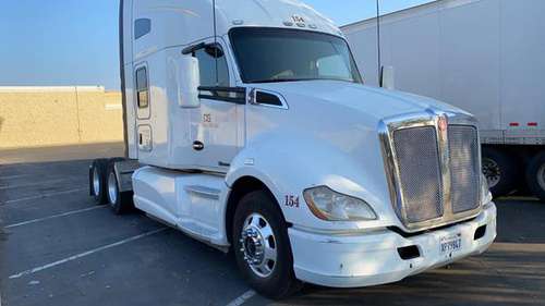 2016 Kenworth T680 13 speed automatic for sale in Fort Worth, TX