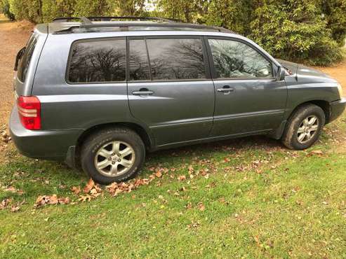 03 Toyota Highlander 4WD Must Sell - cars & trucks - by owner -... for sale in Fulton, NY