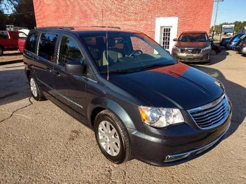 2014 Chrysler Town Country Touring for sale in Council Grove, KS