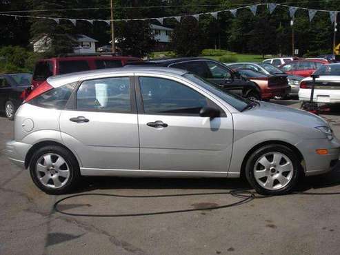 2006 Ford Focus ZX5 SE 4dr Hatchback CASH DEALS ON ALL CARS OR BYO... for sale in Lake Ariel, PA