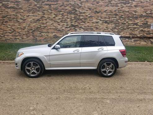 2013 MERCEDES BENZ GLK 250 - cars & trucks - by dealer - vehicle... for sale in Blue Island, IL
