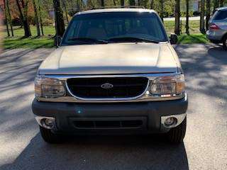 2000 ford explorer xlt 4x4 - cars & trucks - by owner - vehicle... for sale in Louisville, KY