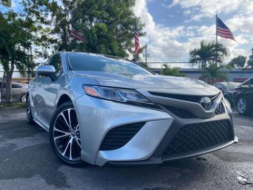 TOYOTA CAMRY SE, Toyota Camry - cars & trucks - by dealer - vehicle... for sale in Lake Worth, FL