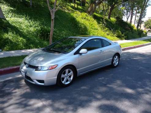 2007 Honda Civic EX , current smoged, moonroof , navigation - cars & for sale in Woodland Hills, CA